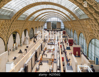 Intérieur du Musée d'Orsay, Paris, France Banque D'Images