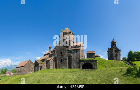 Nshan église clocher et du monastère de Haghbat en Arménie Banque D'Images