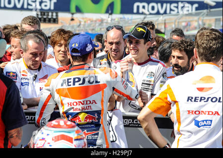 Motorland Aragón, Alcaniz, Espagne. 25 Septembre, 2016. Grand Prix MotoGP d'Aragon. Jour de la course. Marc et Alex Marquez. Credit : Action Plus Sport/Alamy Live News Banque D'Images