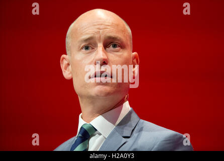 Liverpool, Royaume-Uni. 26 septembre 2016. Stephen Kinnock MP parle lors de la deuxième journée de la conférence du parti travailliste à Liverpool. Credit : Russell Hart/Alamy Live News. Banque D'Images