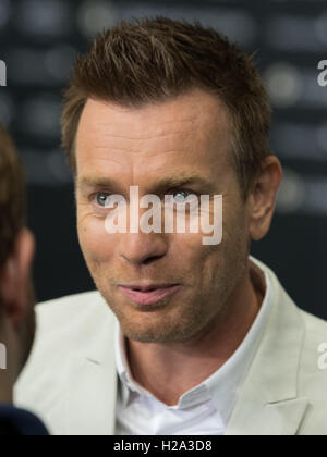 Zurich, Suisse. 26 septembre 2016. Ewan McGregor assiste au tapis vert pour l'animation pastorale américaine lors du 12e Festival du Film de Zurich à Corso Kino à Zurich, Suisse. Nicola Mastronardi/Alamy Live News. Banque D'Images