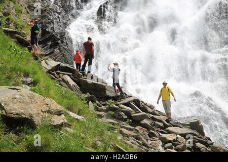 La magnifique cascade de Balea, dans les montagnes de Fagaras, dans la gamme des Carpates, en Roumanie, est de l'Europe Banque D'Images