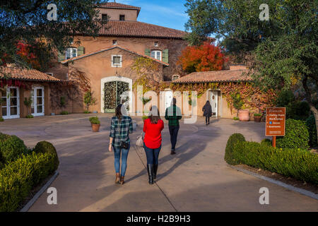 Les touristes, en visite, Viansa Sonoma, Sonoma Viansa Winery, Sonoma, Sonoma County, Californie Banque D'Images