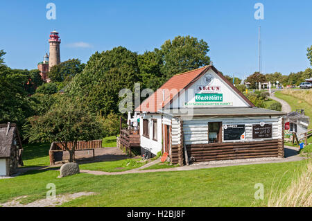 Restaurant et des phares à Kap Arkona (Cape) sur l'île de Rügen, Mecklembourg Poméranie occidentale, Allemagne. Banque D'Images