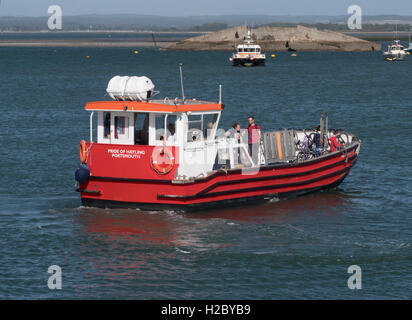 'Fierté' de Hayling Hayling, ferry entre Eastney et Hayling Island, le port de Langstone, Hampshire, England, UK. Banque D'Images