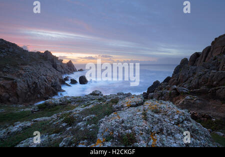 L'aube sur gwennap head à Cornwall Banque D'Images