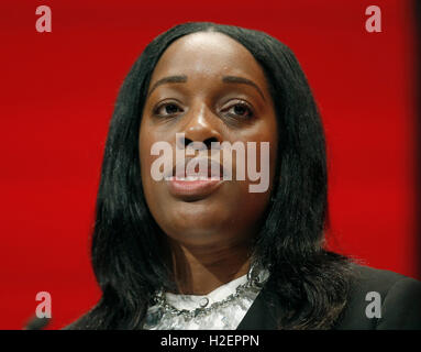 Liverpool, Royaume-Uni. 26 Septembre, 2016. Kate Osamor Mp Shadow Secrétaire d'État au Développement International de conférence du parti travailliste 2016 l'ACC Liverpool, Liverpool, Angleterre le 26 septembre 2016 traite de la conférence du parti travailliste en 2016 à l'ACC Liverpool, Liverpool, Angleterre Allstar Crédit : photo library/Alamy Live News Banque D'Images