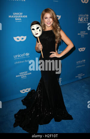 Los Angeles, CA, USA. 27 Oct, 2016. Renee Olstead à la quatrième édition annuelle de déguisements de l'UNICEF à Los Angeles à la cafétéria de Clifton à Los Angeles, Californie le 27 octobre 2016. Credit : Faye Sadou/media/Alamy Punch Live News Banque D'Images
