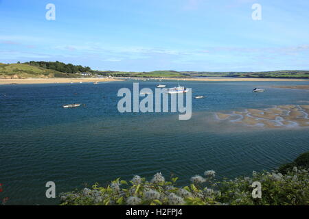 Au début de l'automne vue sur l''estuaire de Camel/Rock vu de Padstow, North Cornwall, England, UK Banque D'Images