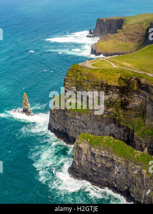 O'Brian's Tower, Tour d'observation sur les falaises de Moher, comté de Clare, Irlande Banque D'Images