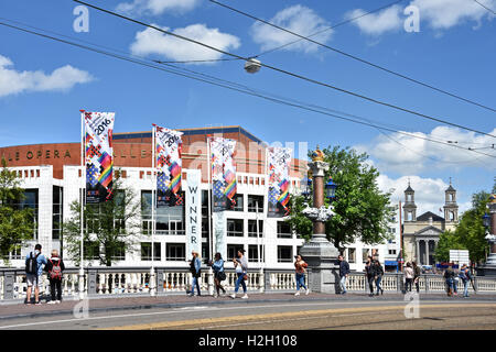 La Ville d'Amsterdam et de musique de l'Opéra Muziektheater Stopera Pays-bas sur l'Amstel Banque D'Images