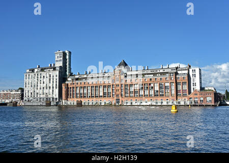 Amsterdam Pays-Bas l'architecture moderne des appartements sur Westerdoksdijkand entre Oude Houthaven et port canal IJ Harbour Banque D'Images
