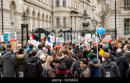 Londres, Royaume-Uni. 6e février 2016. Éditorial - Les médecins en rallye, en protestation contre les plans du gouvernement pour modifier les contrats médecin du NHS. Banque D'Images