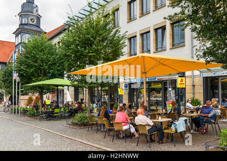 Cafe de la chaussée dans le centre ville, Markt, Eisenach, en Thuringe, Allemagne Banque D'Images