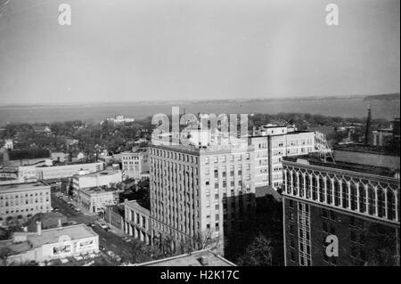 Ville inconnue, United States - 01 janvier 1939 : Vintage photographie montrant une vue aérienne d'une ville américaine non identifiés, 1939 Banque D'Images