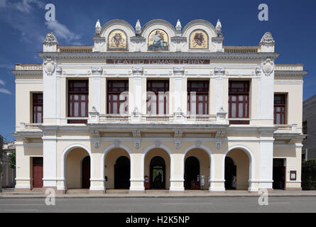 Teatro Tomas Terry à Parque Jose Marti, centre-ville historique, Cienfuegos, Cienfuegos Province, Cuba Banque D'Images