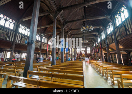 Intérieur en bois de l'église Sainte Catherine de Honfleur, la France, la Normandie, l'Union européenne, l'Europe. Banque D'Images