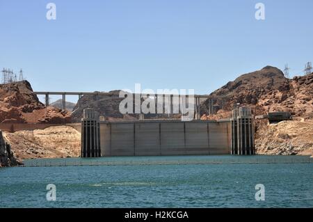 Hoover Dam & Mike O'Callaghan-Pat Tillman Memorial Bridge du Lac Mead Banque D'Images