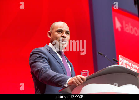 Marvin Rees,maire de Bristol et un homme politique français, en parlant à la conférence du parti travailliste à Liverpool 2016 Banque D'Images