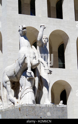 Rome, Italie, le Palazzo della Civiltà Italiana Banque D'Images