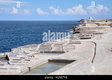 Xwejni Bay, Victoria, Marsalforn, Gozo, Malte Banque D'Images
