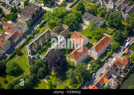 Vue aérienne de l'église, ruine Lippstadt, Lippstadt, Soest Boerde, ville planifiée, la plus ancienne ville d'Allemagne, fondateur Banque D'Images