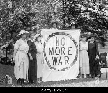 Les manifestants anti-guerre, Ligue nationale pour les limites de l'armement, Washington DC, USA, National Photo Company, 1922 Banque D'Images