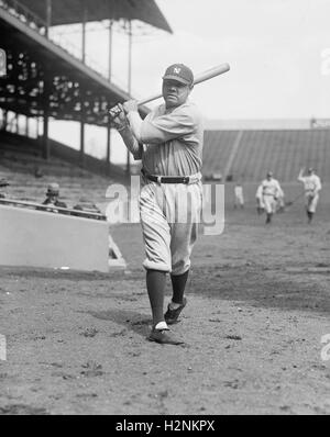 Babe Ruth, joueur de Ligue Majeure de Baseball, New York Yankees, Portrait, Photo Company National, 1924 Banque D'Images