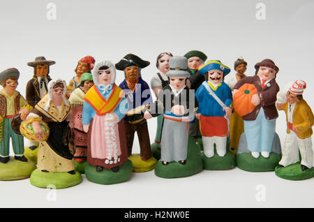 Santons, figurines en terre cuite traditionnel provençal Banque D'Images