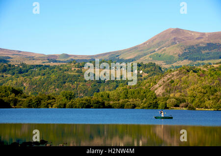 Lac de Chambon, Puy-de-Dôme, région Auvergne, France, Europe Banque D'Images