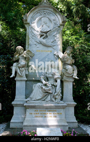 Tombeau du compositeur Robert Schumann, Alter Friedhof cimetière, Bonn, Rheinland, Rhénanie du Nord-Westphalie Banque D'Images