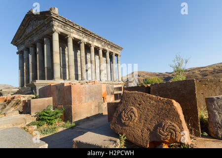 Temple hellénistique de Garni en Arménie. Banque D'Images
