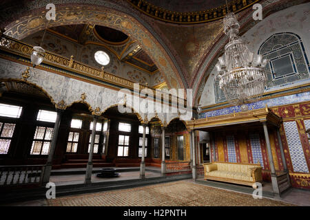 Chambre de luxe à l'intérieur du Harem dans le palais de Topkapi, Istanbul, Turquie Banque D'Images