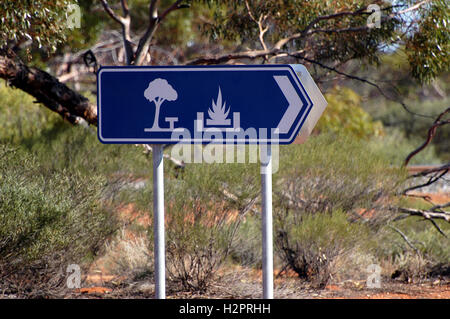 Parking sur le bord de la route en Australie Banque D'Images