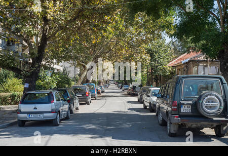 Yambol Monastère Kabile 30 Septembre 2016 : soleil et une chaude journée au monastère de nonne Kabile Rozhdestvo Presveta Bogoroditsa 'Na' signifie l'Assu du monastère Sainte Marie, l'âne et traditionnel panier sortie conduire sur un après-midi ensoleillé, les sections locales à la ville de marché de fruits et légumes : Crédit Clifford Norton/Alamy Live News Banque D'Images