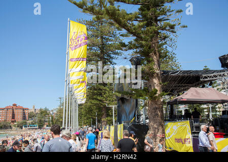 Sydney, Australie. 09Th Oct, 2016. Manly jazz festival, Jazz bands effectuer le long du littoral à Manly Beach avec des bandes locales et internationales dans l'exécution de cette événement public gratuit. Modèle : crédit10/Alamy Live News Banque D'Images