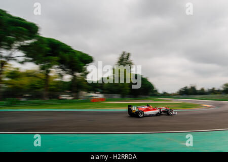 Imola, Italie. 09Th Oct, 2016. Le pilote de Prema Powerteam fr Lance Stroll de Le Canada concurrence pendant la course 2 du Championnat d'Europe de Formule 3 à Imola, Italie le 2 octobre 2016. Credit : Jure Makovec/Alamy Live News Banque D'Images