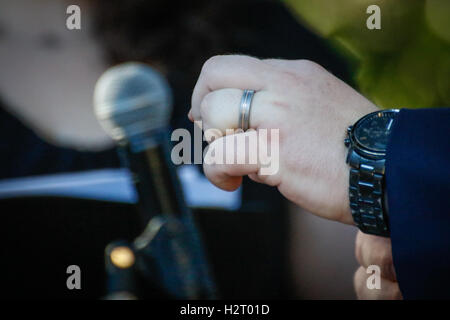 Échanges Couple de mariage Banque D'Images