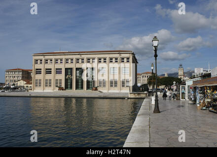 Toulon, Var, Cote d'Azur, Provence, France, Europe Banque D'Images