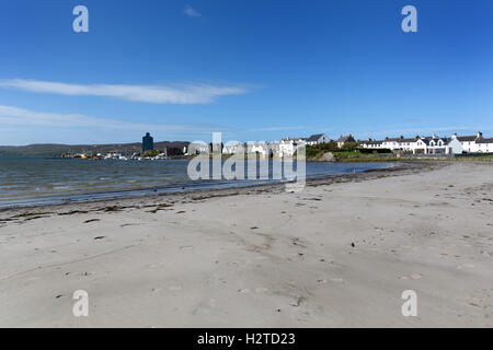 Île d'Islay, en Écosse. Vue tranquille pittoresque de Port Ellen's waterfront, à Frederick Crescent. Banque D'Images