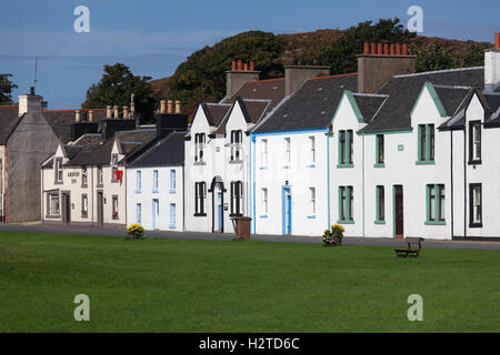 Île d'Islay, en Écosse. Vue tranquille pittoresque de Port Ellen's Frederick Crescent. Banque D'Images