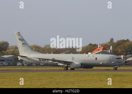 168760, un Boeing P-8A Poseidon exploités par la Marine américaine, à l'aéroport de Prestwick international au cours de l'exercice Joint Warrior 15-2. Banque D'Images