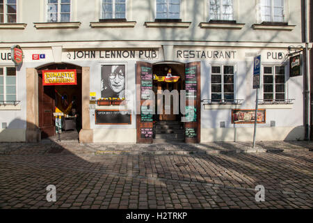 John Lennon pub et restaurant à Prague Banque D'Images