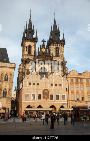 L'église Notre Dame avant Tyn en la place de la Vieille Ville, Prague Banque D'Images