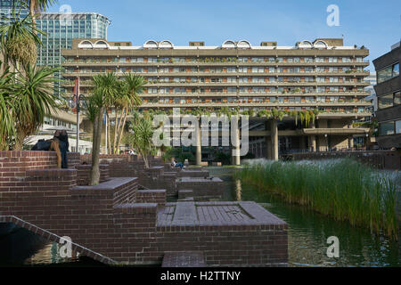 Appartements modernistes, barbican appartements, immeuble en béton Banque D'Images