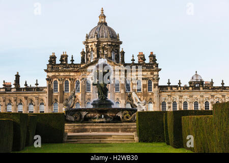 Castle Howard et la fontaine de l'Atlas, Yorkshire du Nord Banque D'Images