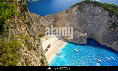 Plage de Navagio - Plage Shipwreck, l'île de Zakynthos, Grèce. Les plus belles plages du monde. Banque D'Images