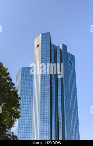 Tours jumelles de la Deutsche Bank, siège de la banque, du quartier financier, Francfort Banque D'Images