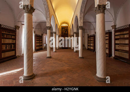 Bibliothèque, Abbaye de Monte Oliveto Maggiore, à Buonconvento, Toscane, Italie Banque D'Images