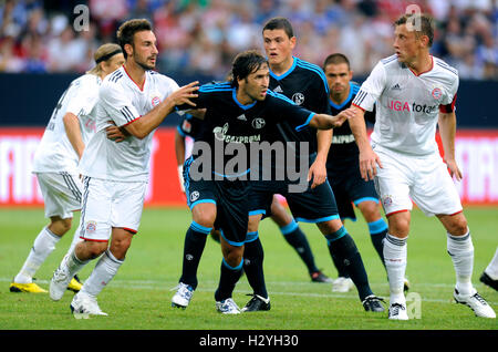 Les joueurs de football Diego Contento, Raul, Kyriakos Papadopoulos et Ivica Olic, de gauche à droite, Liga total Cup 2010, total de la ligue Banque D'Images